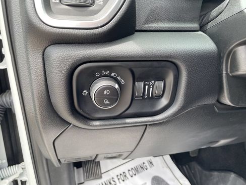 Used 2024 RAM 3500 Laramie w/ Towing Technology Group AWD/4WD image 26