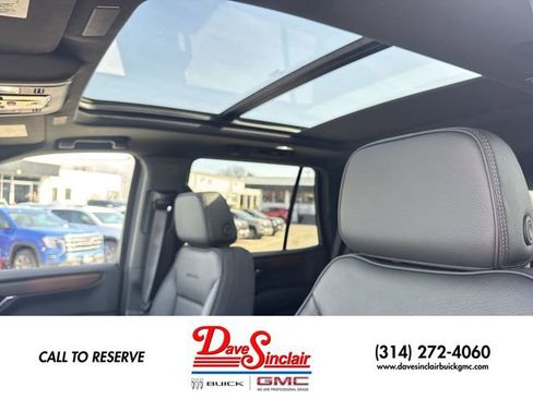 New 2026 GMC Yukon Denali w/ Sun & Power Step Package AWD/4WD image 22