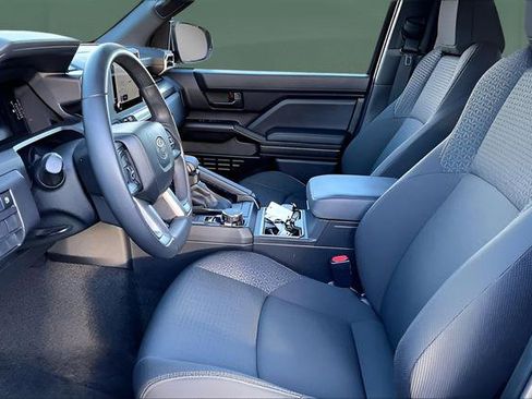 Used 2025 Toyota 4Runner SR5 image 10