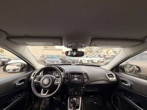 Used 2019 Jeep Compass Latitude w/ Popular Equipment Group image 32