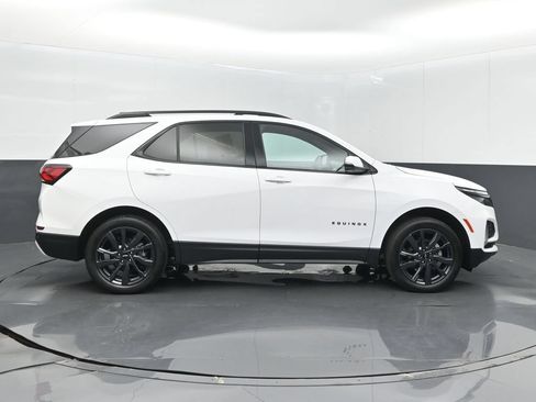 Used 2024 Chevrolet Equinox RS w/ RS Leather Package AWD/4WD image 5