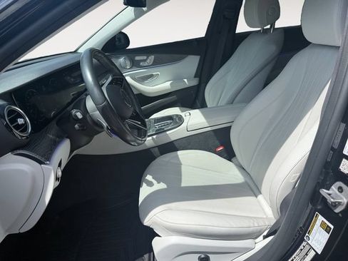Used 2021 Mercedes-Benz E 450 4MATIC Sedan image 9