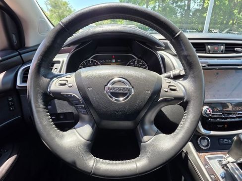 Used 2019 Nissan Murano Platinum w/ Cargo Package AWD/4WD image 11
