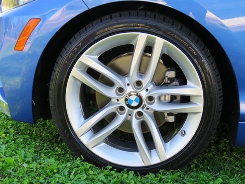 Used 2015 BMW 228i Convertible image 5