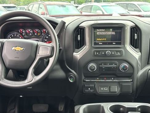 Used 2025 Chevrolet Silverado 2500 W/T w/ Snow Plow Prep/Camper Package AWD/4WD image 7