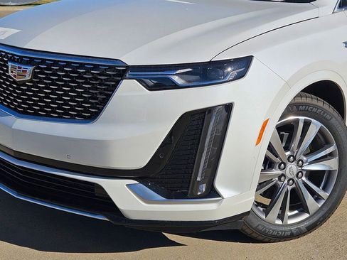 New 2025 Cadillac XT6 Premium Luxury w/ Technology Package image 7