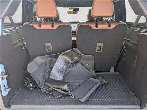 Used 2024 Ford Bronco Heritage Edition AWD/4WD image 6