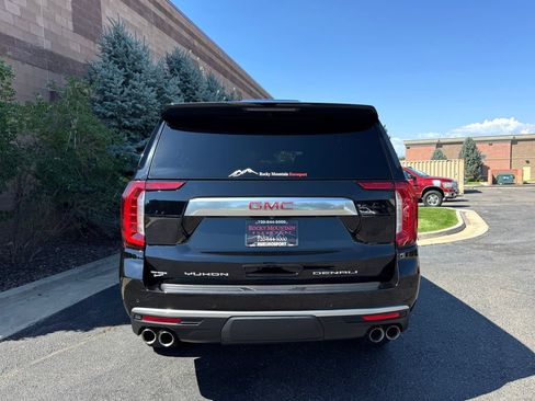 Used 2023 GMC Yukon Denali AWD/4WD image 6
