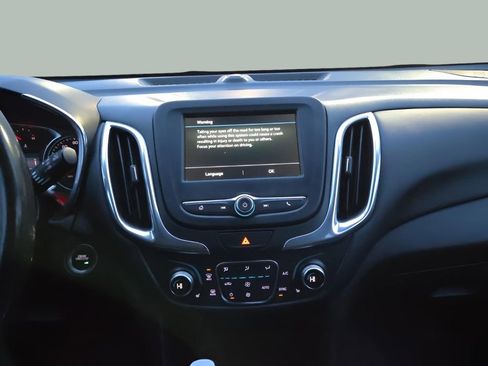 Used 2019 Chevrolet Equinox LT image 14