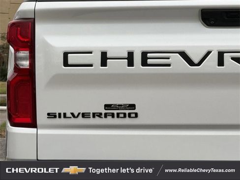 Used 2022 Chevrolet Silverado 1500 High Country w/ High Country Premium Package image 8