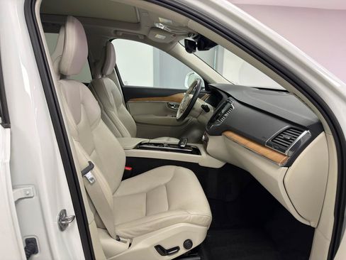 Used 2022 Volvo XC90 T8 Inscription Expression AWD/4WD image 10