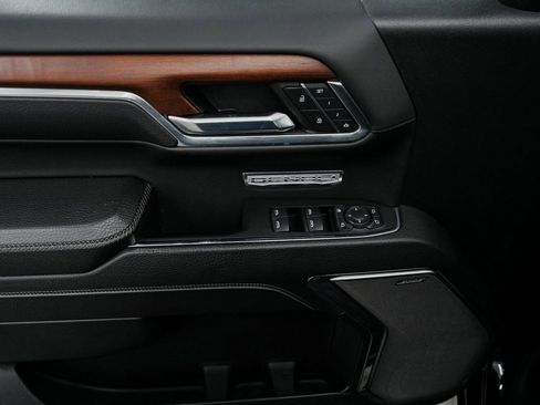Used 2023 GMC Sierra 1500 Denali w/ Denali Reserve Package image 12