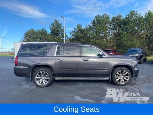 Used 2016 Chevrolet Suburban LTZ image 9