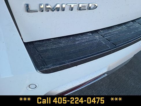 Used 2022 Ford Expedition Max Limited image 11