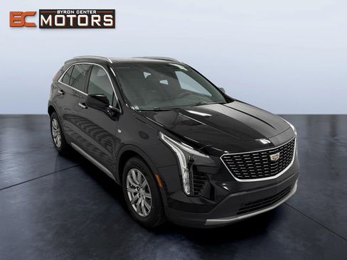 Used 2019 Cadillac XT4 Premium Luxury image 7