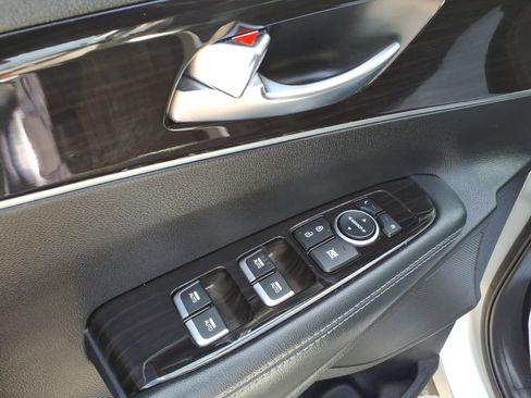 Used 2019 Kia Sorento S AWD/4WD image 17