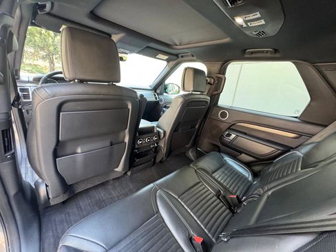 Used 2017 Land Rover Discovery HSE Luxury AWD/4WD image 27