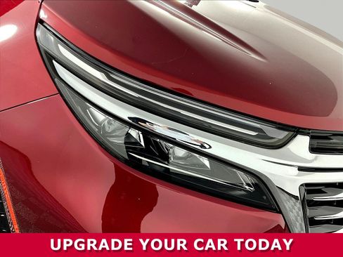 Used 2023 Chevrolet Equinox Premier FWD image 31