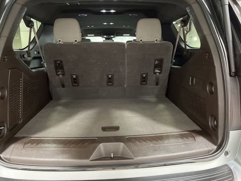 Certified 2023 Chevrolet Suburban LT image 7