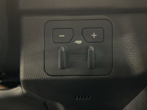 Used 2023 Toyota Tundra SR5 image 29