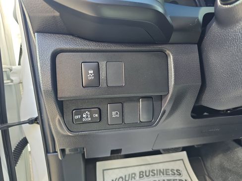 Used 2023 Toyota Tacoma SR image 18