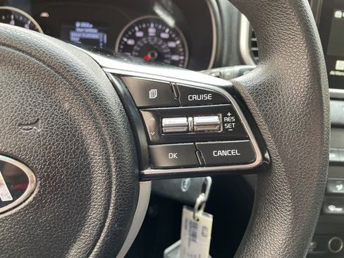 Used 2021 Kia Sportage LX image 16