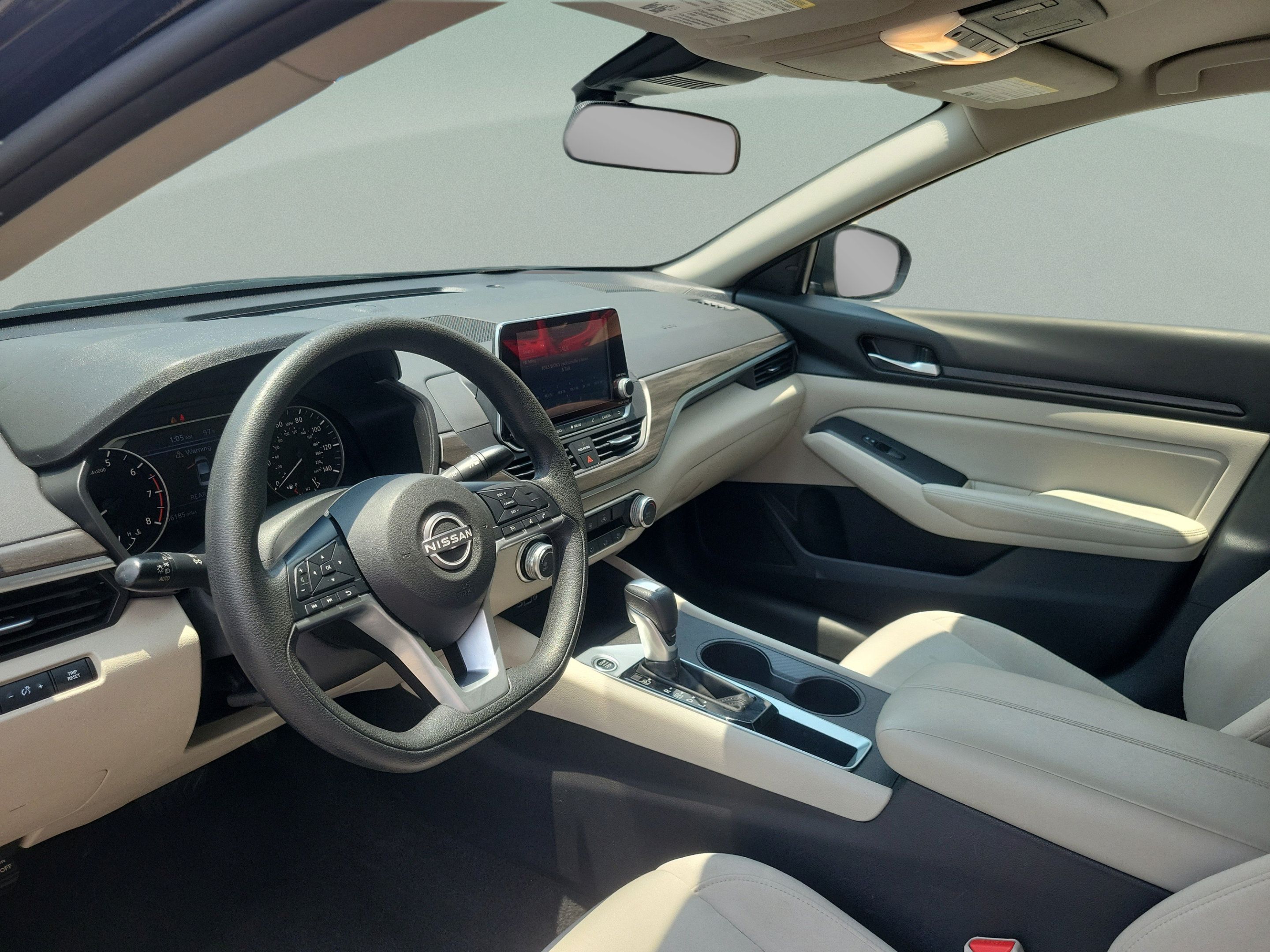 Certified 2025 Nissan Altima 2.5 SV FWD image 13