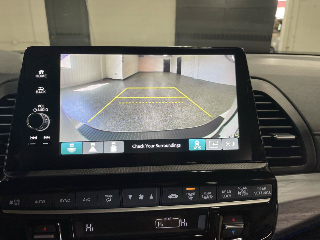 Used 2026 Honda Odyssey Elite image 24