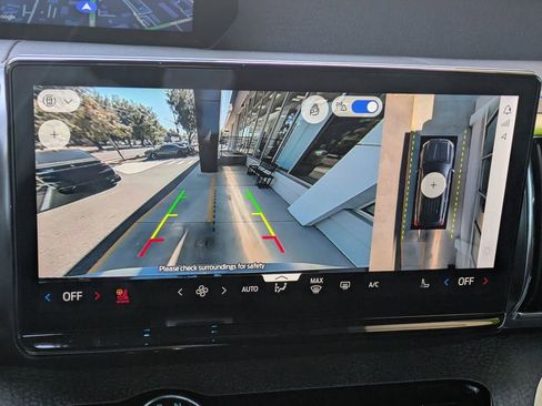 Used 2025 Ford Expedition Tremor image 26