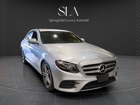 Used 2017 Mercedes-Benz E 300 4MATIC image 1