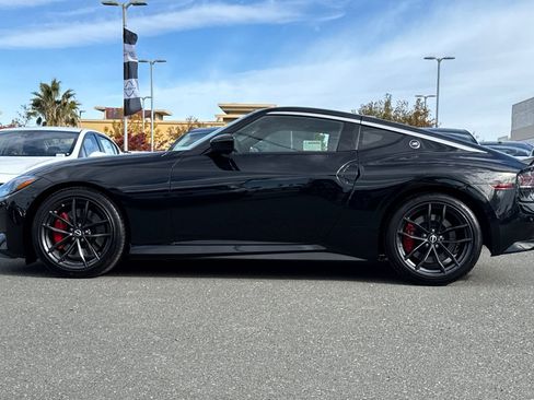 New 2024 Nissan Z Performance w/ Floor Mat Package image 7