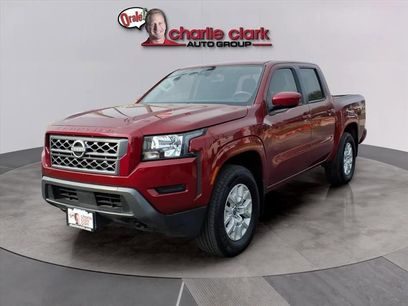 Used 2022 Nissan Frontier SV w/ Technology Package