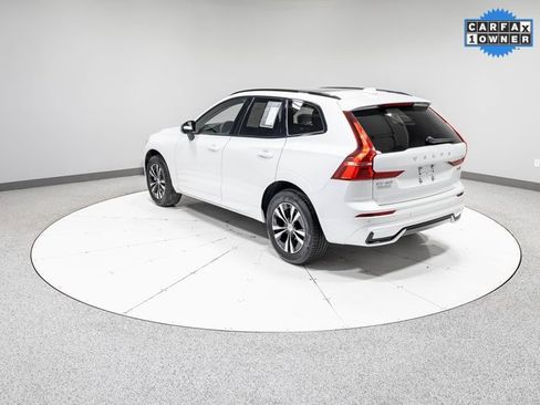 Used 2025 Volvo XC60 B5 Core image 31