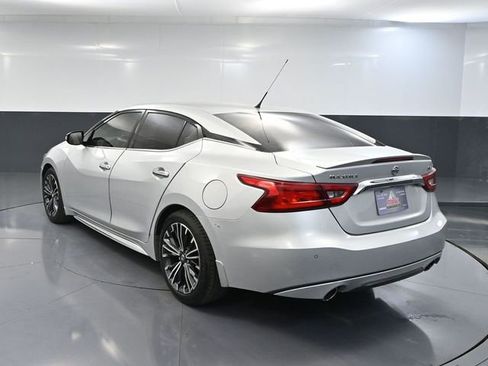 Used 2017 Nissan Maxima 3.5 SV w/ Dynamic Package FWD image 7