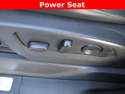 Used 2022 GMC Sierra 1500 SLT image 21