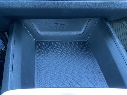 New 2026 Chevrolet Equinox LT w/ Convenience Package II image 50