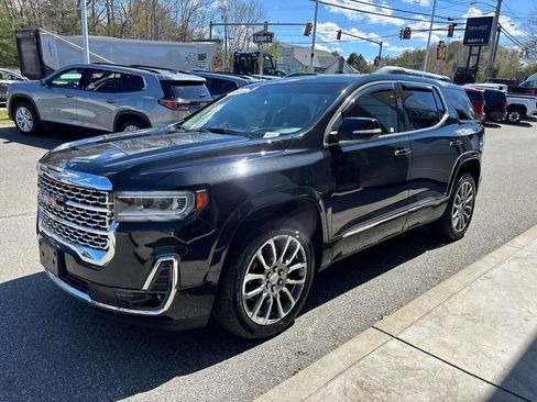 Used 2022 GMC Acadia Denali w/ Denali Ultimate Package AWD/4WD image 7