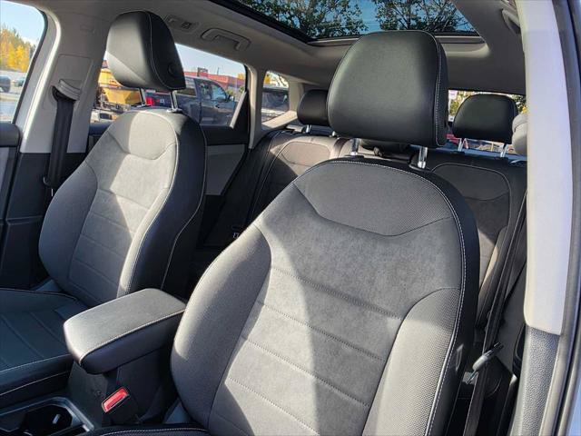 Used 2022 Volkswagen Taos SE FWD image 21