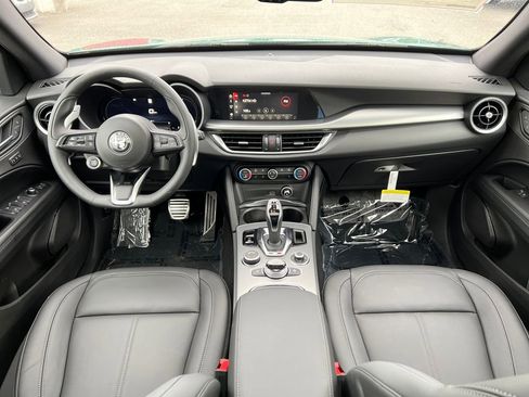 New 2025 Alfa Romeo Stelvio Sprint w/ Convenience Package image 8