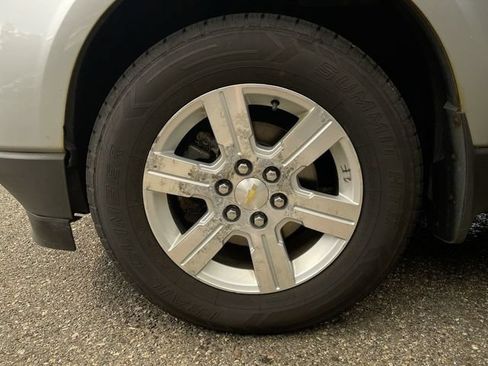 Used 2011 Chevrolet Traverse LT w/ Personal Connectivity Package FWD image 28