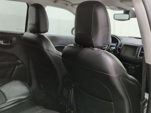 Certified 2021 Jeep Compass Latitude w/ Convenience Group image 19