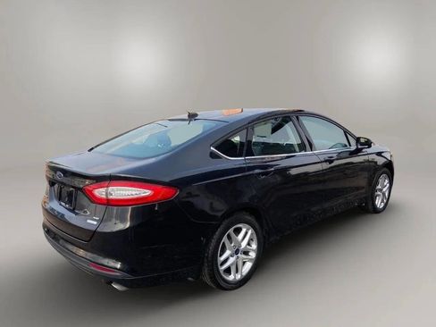 Used 2013 Ford Fusion SE image 6