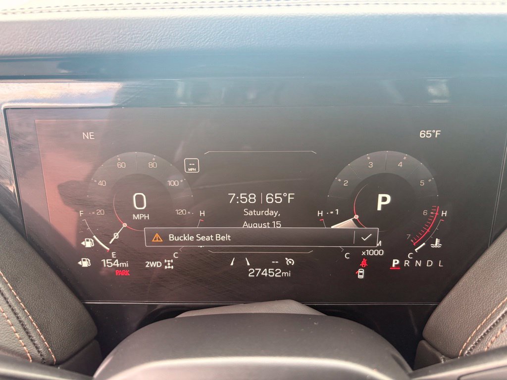 Used 2025 GMC Yukon AT4 AWD/4WD image 16