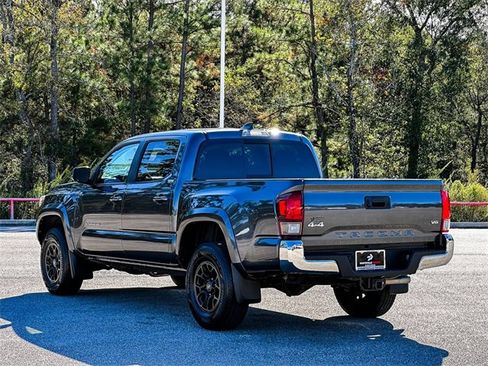 Used 2022 Toyota Tacoma SR5 image 6