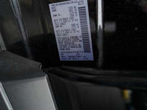 Used 2025 Nissan Rogue SV FWD image 41