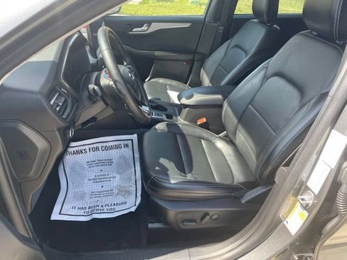 Used 2025 Ford Escape Platinum AWD/4WD image 10
