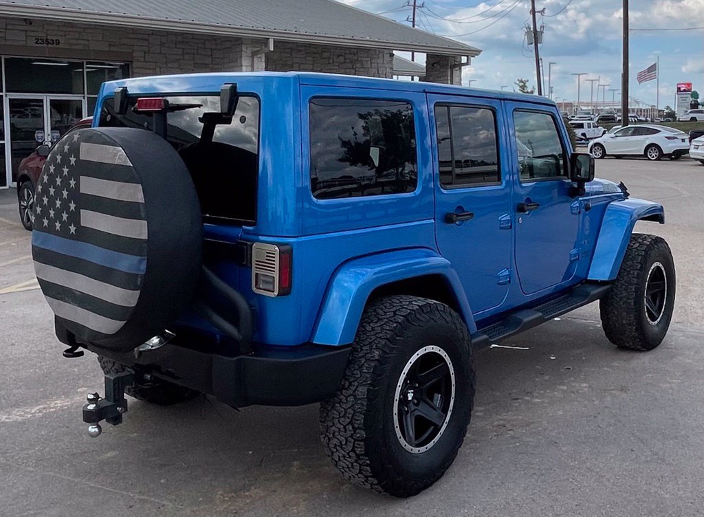 Used 2014 Jeep Wrangler Unlimited Sahara AWD/4WD image 4