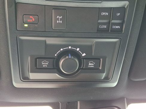 Certified 2023 Toyota Tacoma TRD Off-Road w/ TRD Premium Off Road Package AWD/4WD image 28