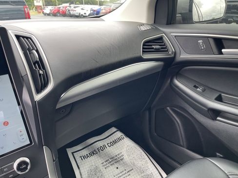 Used 2022 Ford Edge SEL image 26