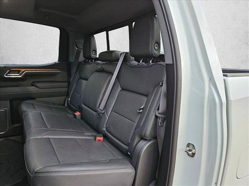 Used 2023 GMC Sierra 1500 Denali AWD/4WD image 18